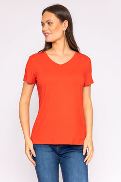 Carraig Donn V Neck Tee in Red