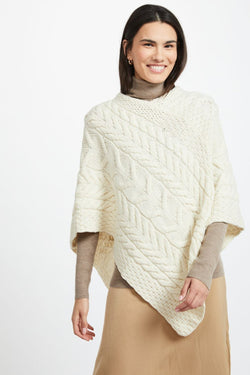 Carraig Donn Women's Super Soft Merino Wool Poncho in Cream