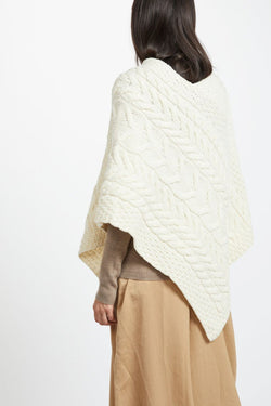 Carraig Donn Women's Super Soft Merino Wool Poncho in Cream